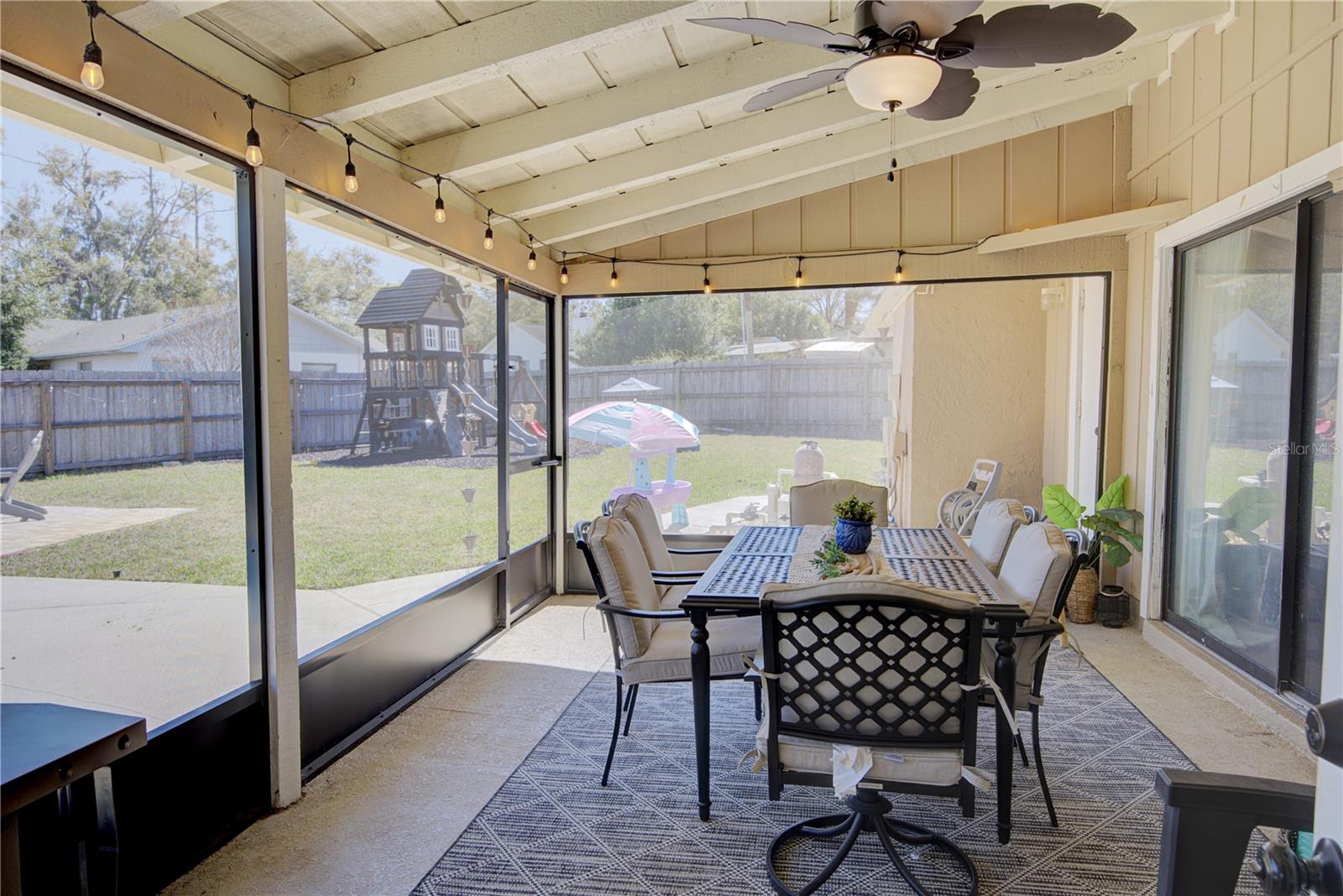 Image 30 of 41 For 413 Willowbrook Lane