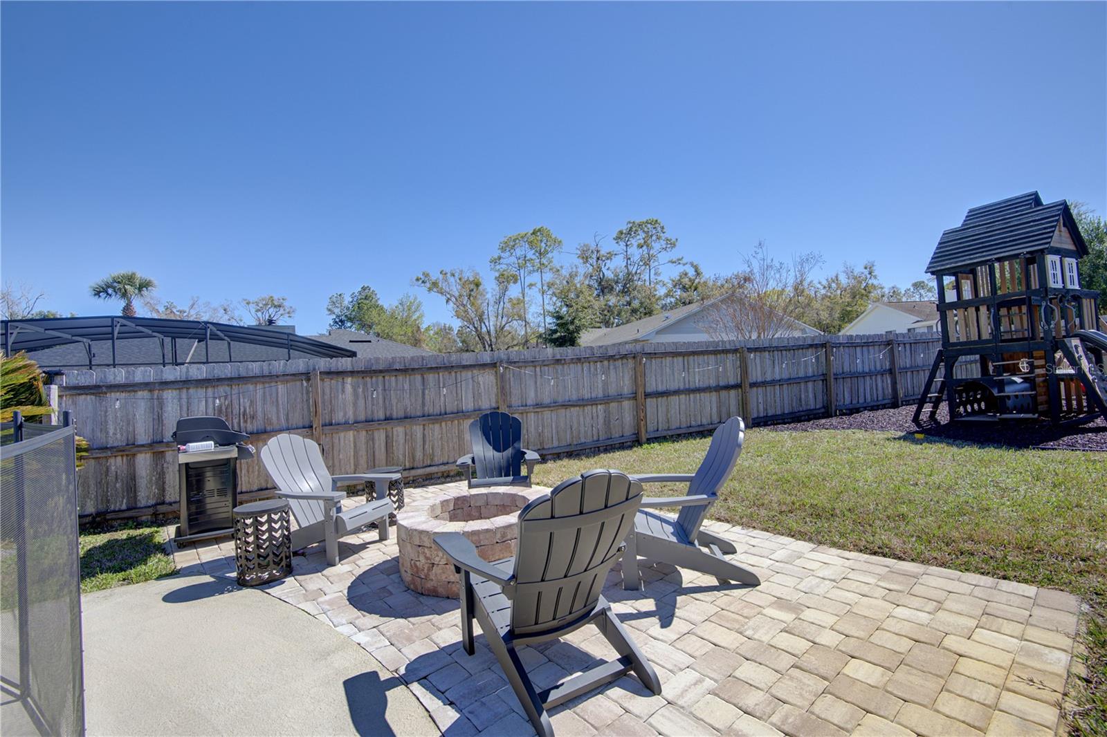 Image 35 of 41 For 413 Willowbrook Lane