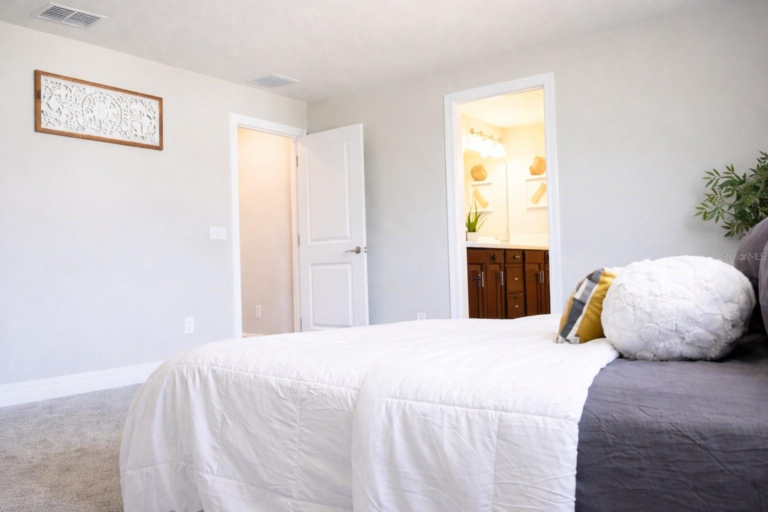 Image 11 of 34 For 4316 Foggy Oak Lane