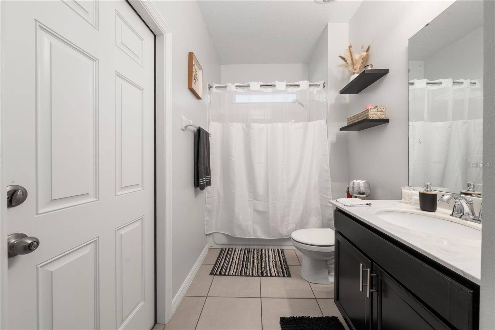 Image 17 of 41 For 5396 Carrara Court