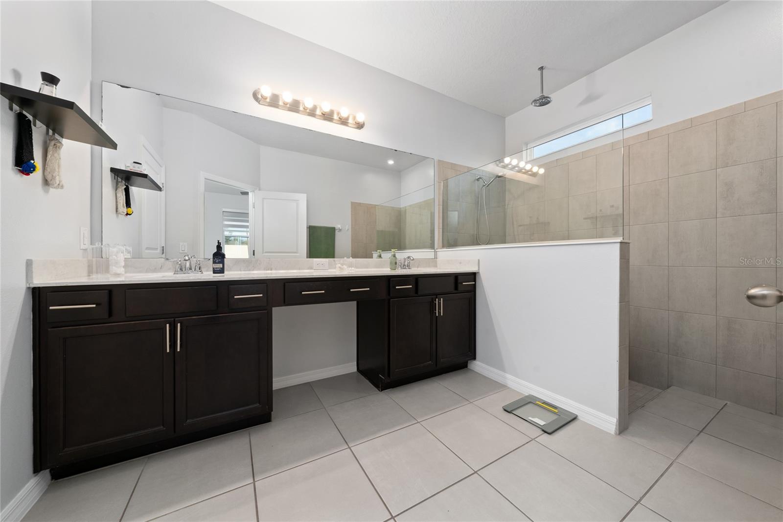 Image 20 of 41 For 5396 Carrara Court