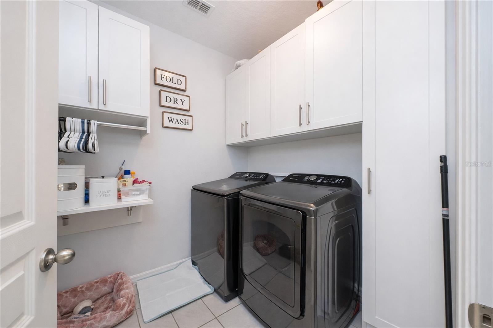 Image 22 of 41 For 5396 Carrara Court