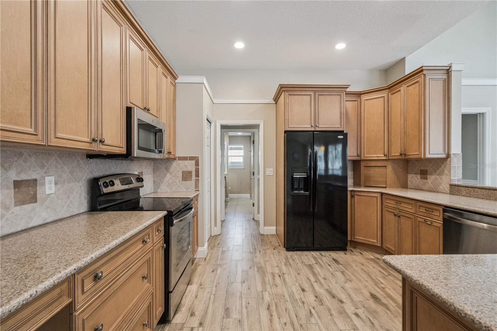 Image 10 of 61 For 1566 Carrington Avenue