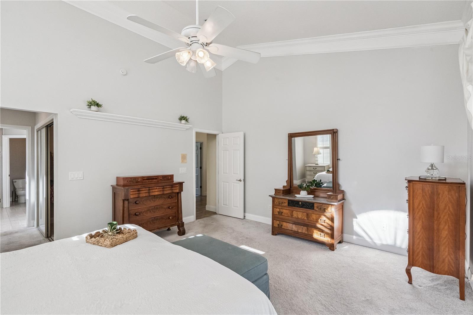 Image 18 of 61 For 1566 Carrington Avenue