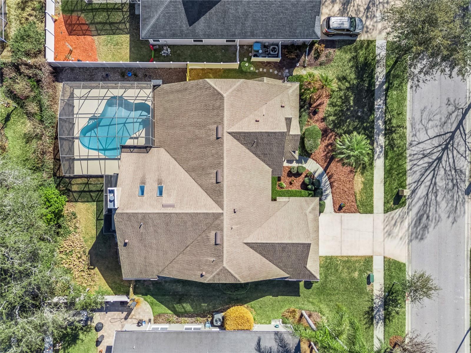 Image 37 of 61 For 1566 Carrington Avenue