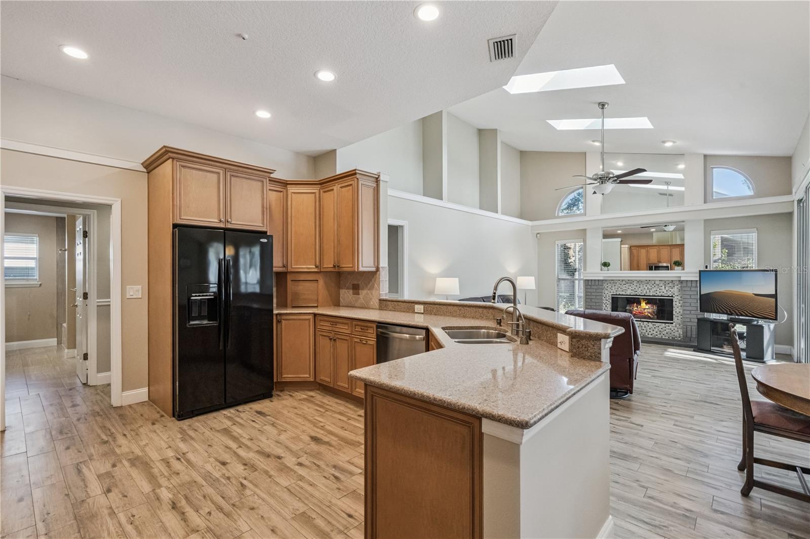 Image 8 of 61 For 1566 Carrington Avenue