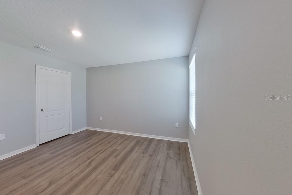 Image 19 of 26 For 8460 Indian Laurel Lane