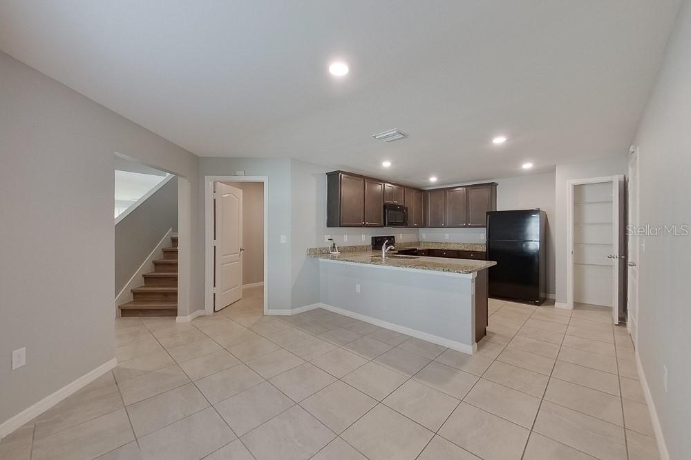 Image 6 of 26 For 8460 Indian Laurel Lane