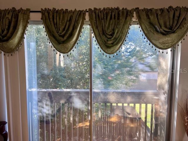 Image 5 of 29 For 370 Windmeadows Street 370