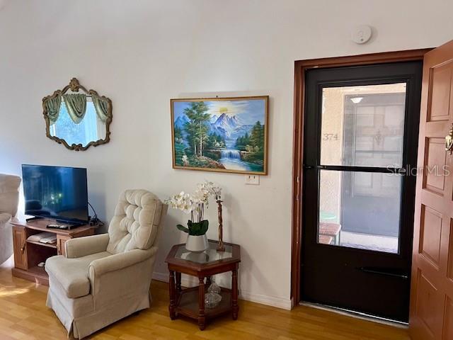 Image 9 of 29 For 370 Windmeadows Street 370