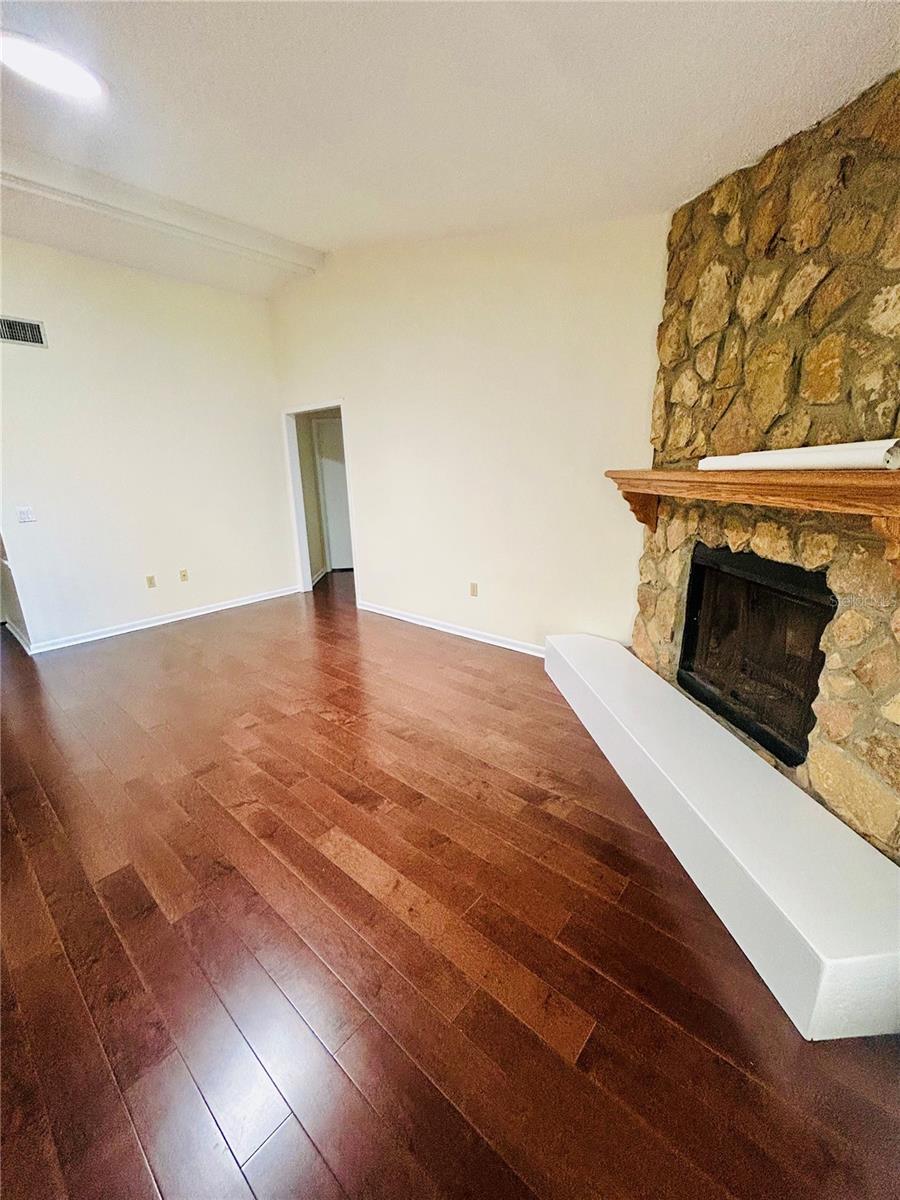 Image 10 of 52 For 3943 Lehman Court