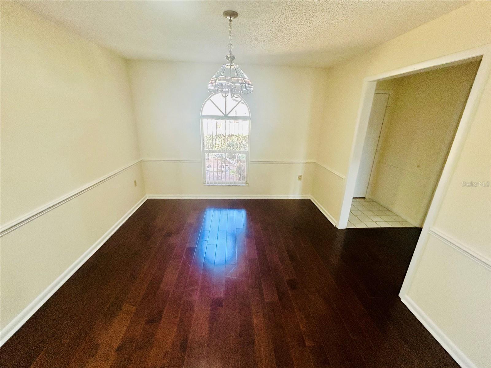 Image 11 of 52 For 3943 Lehman Court