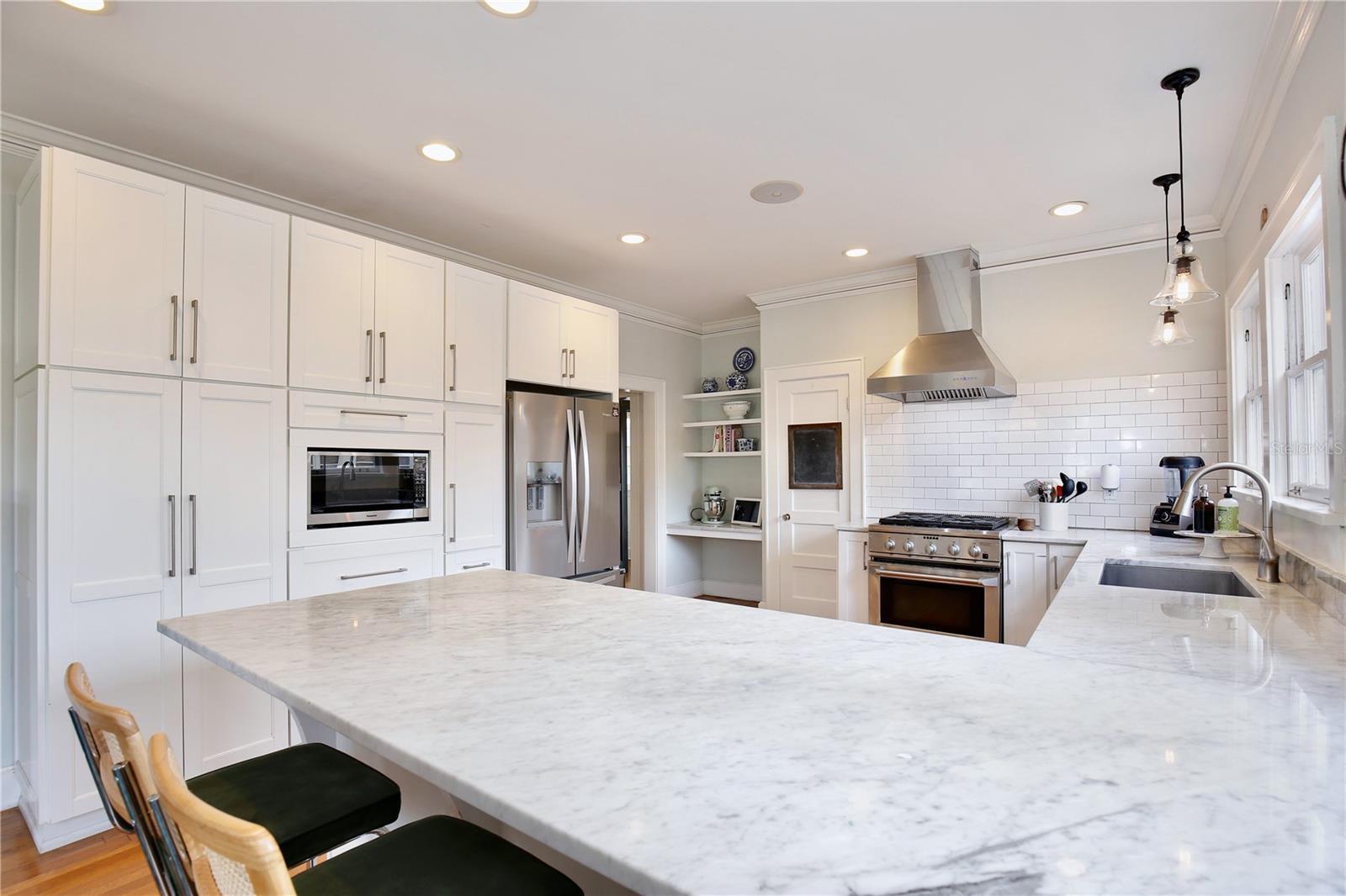 Image 10 of 60 For 918 Palmetto Avenue