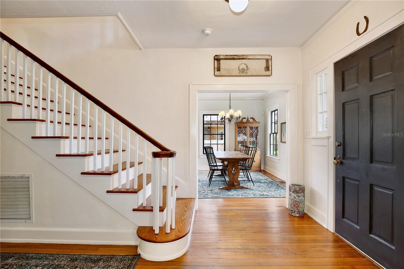 Image 4 of 60 For 918 Palmetto Avenue