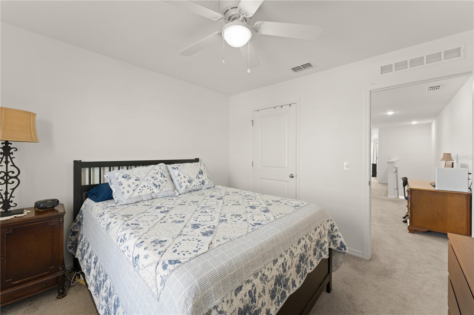Image 18 of 33 For 727 Costa Lane