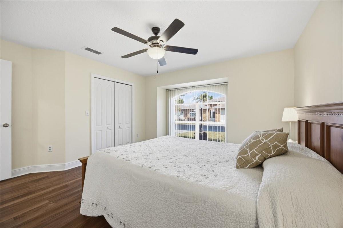 Image 16 of 44 For 627 Watercrest Drive