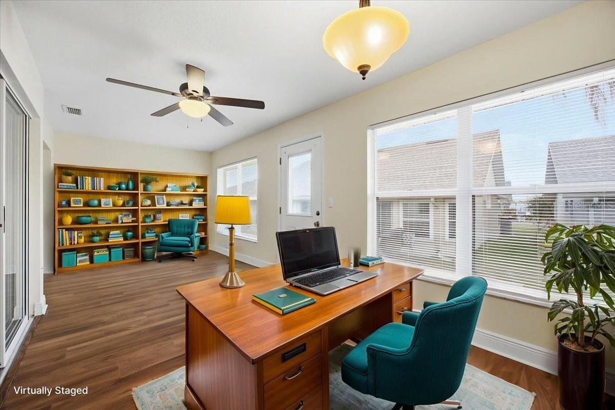 Image 18 of 44 For 627 Watercrest Drive