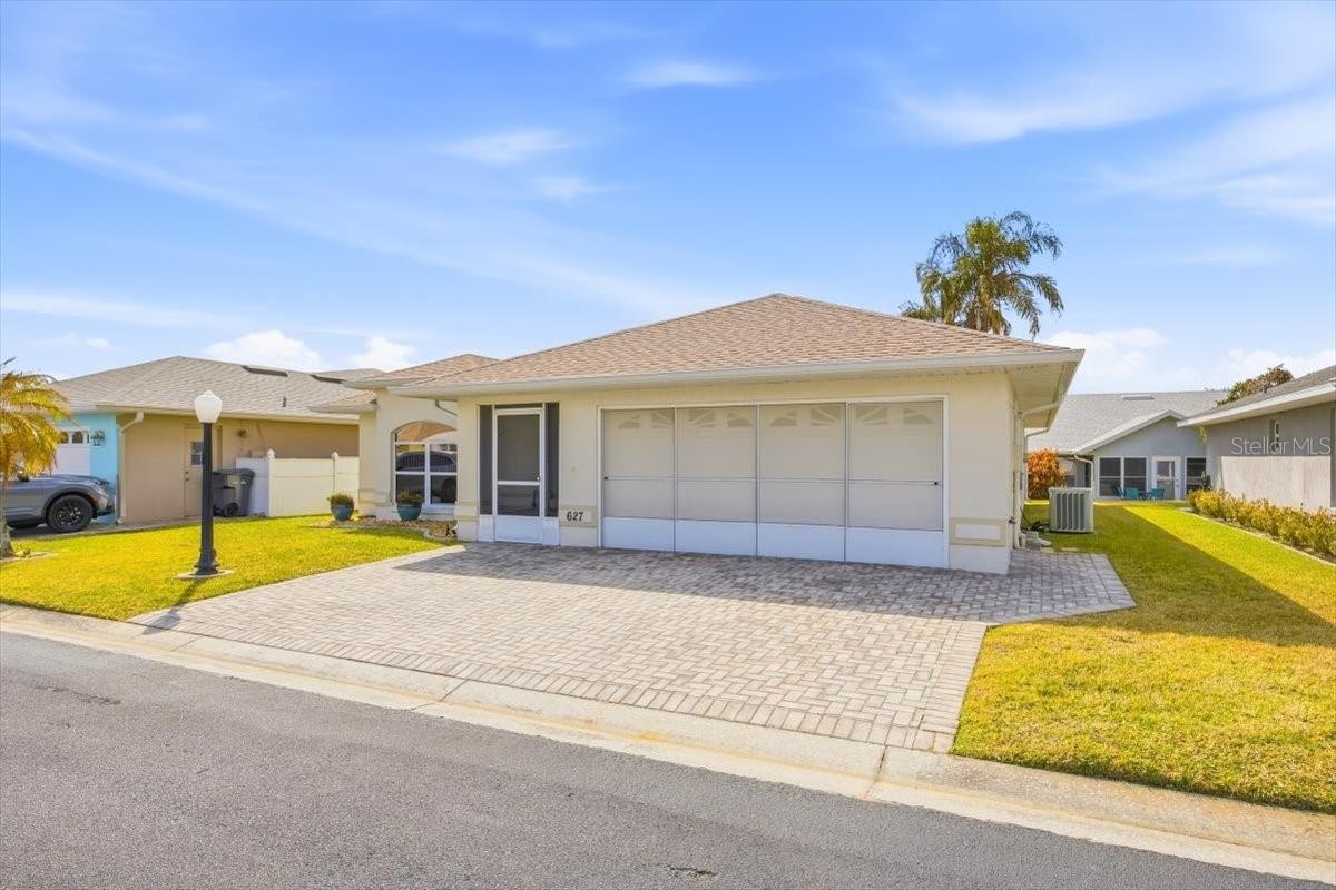 Image 29 of 44 For 627 Watercrest Drive