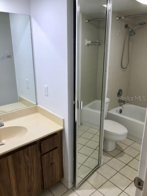 Image 10 of 12 For 5395 Elm Court 305