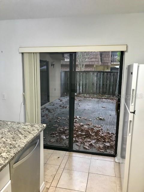 Image 7 of 12 For 5395 Elm Court 305