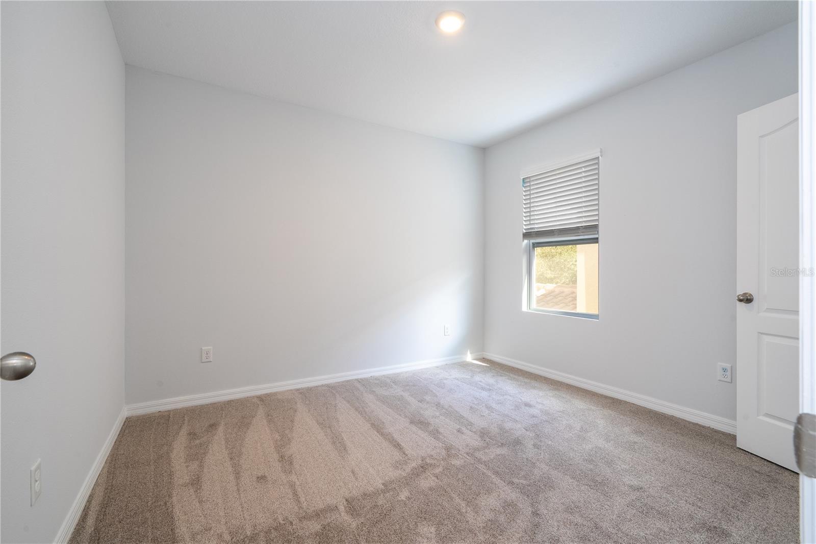 Image 18 of 26 For 4341 Acorn Ct