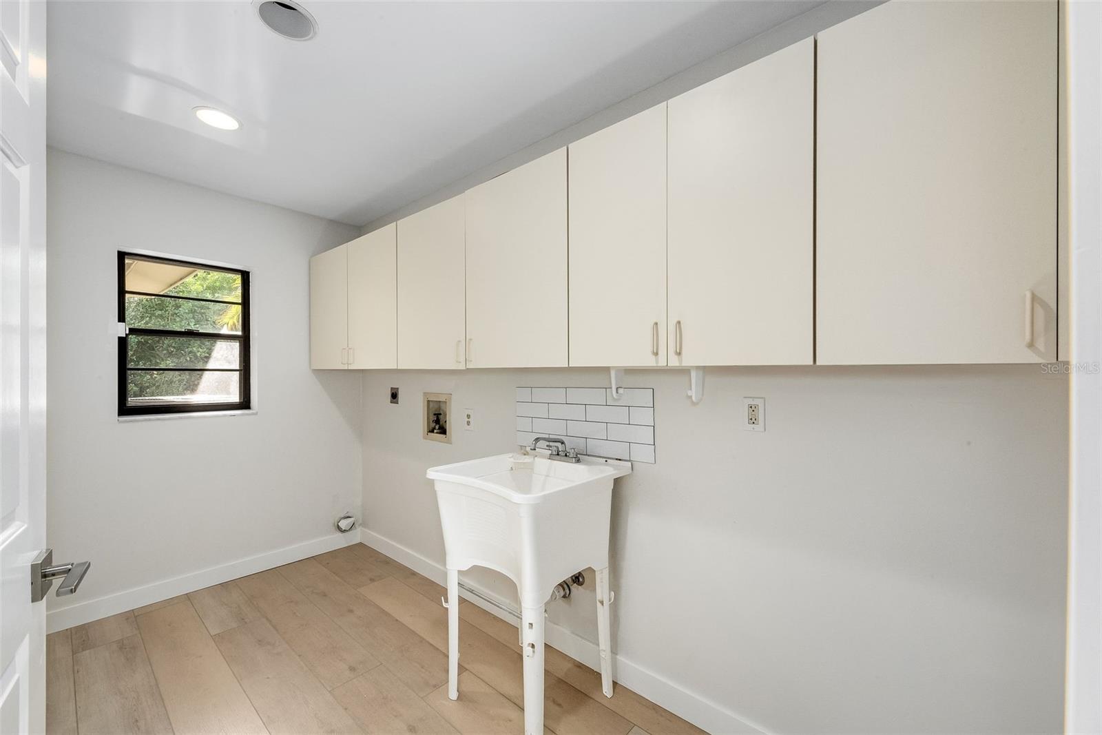 Image 30 of 47 For 5 Cache Cay Drive