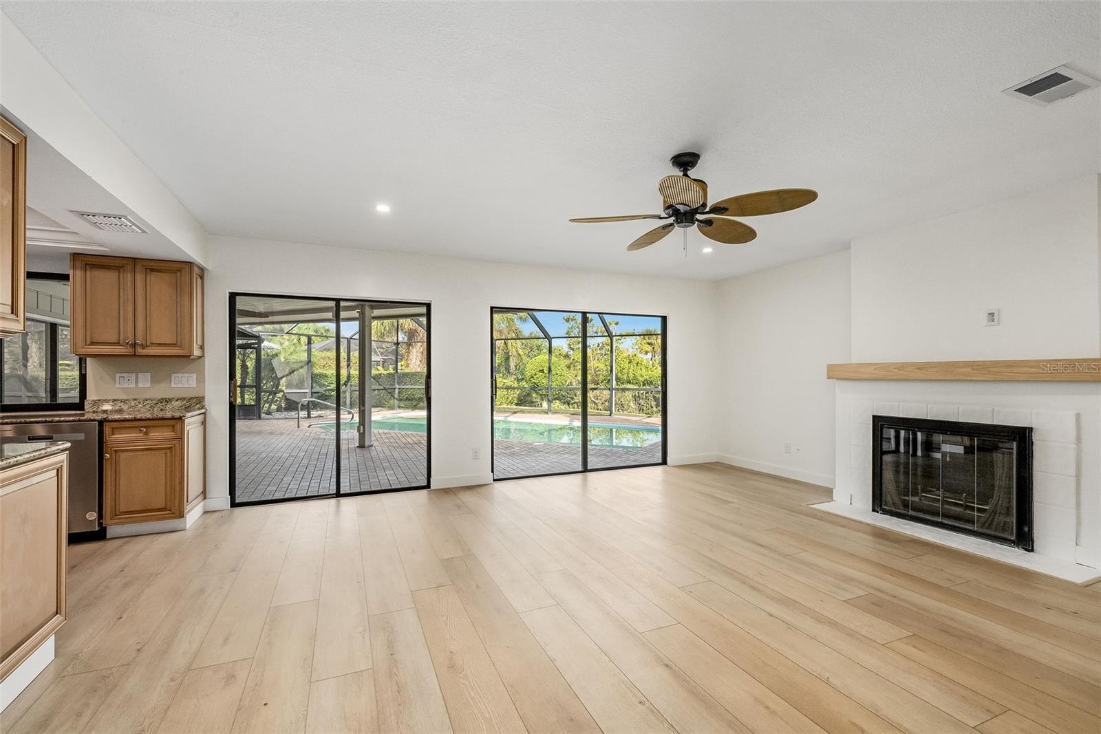 Image 36 of 47 For 5 Cache Cay Drive