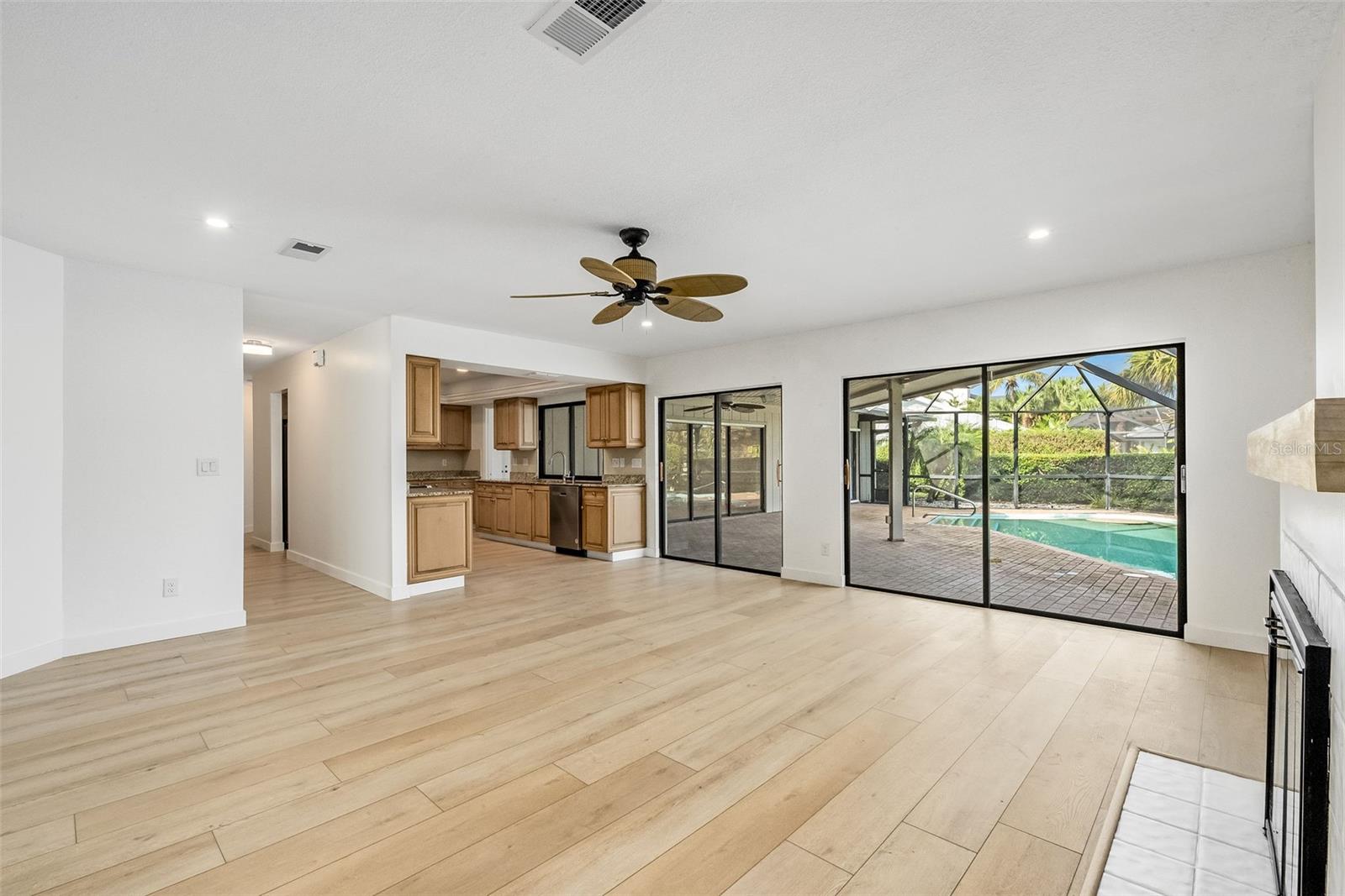 Image 37 of 47 For 5 Cache Cay Drive