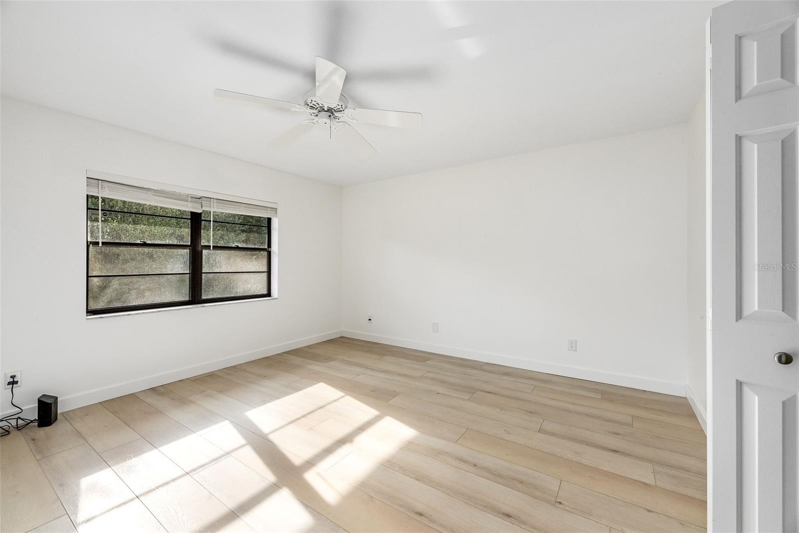 Image 40 of 47 For 5 Cache Cay Drive