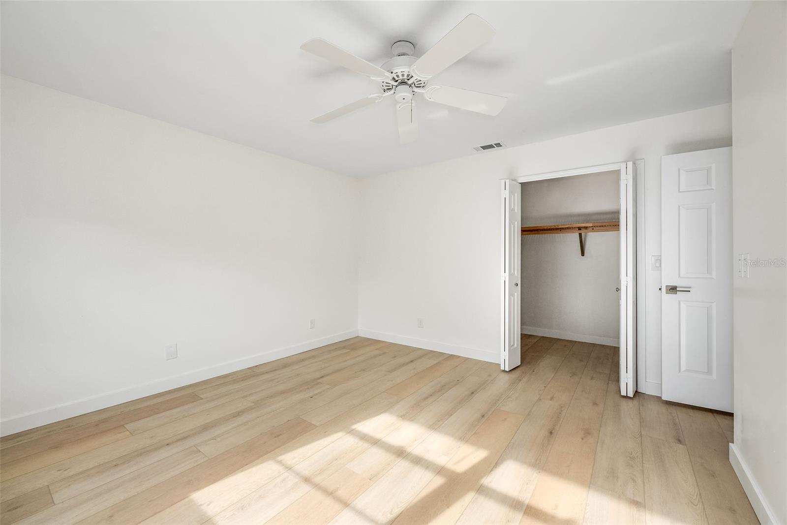 Image 41 of 47 For 5 Cache Cay Drive