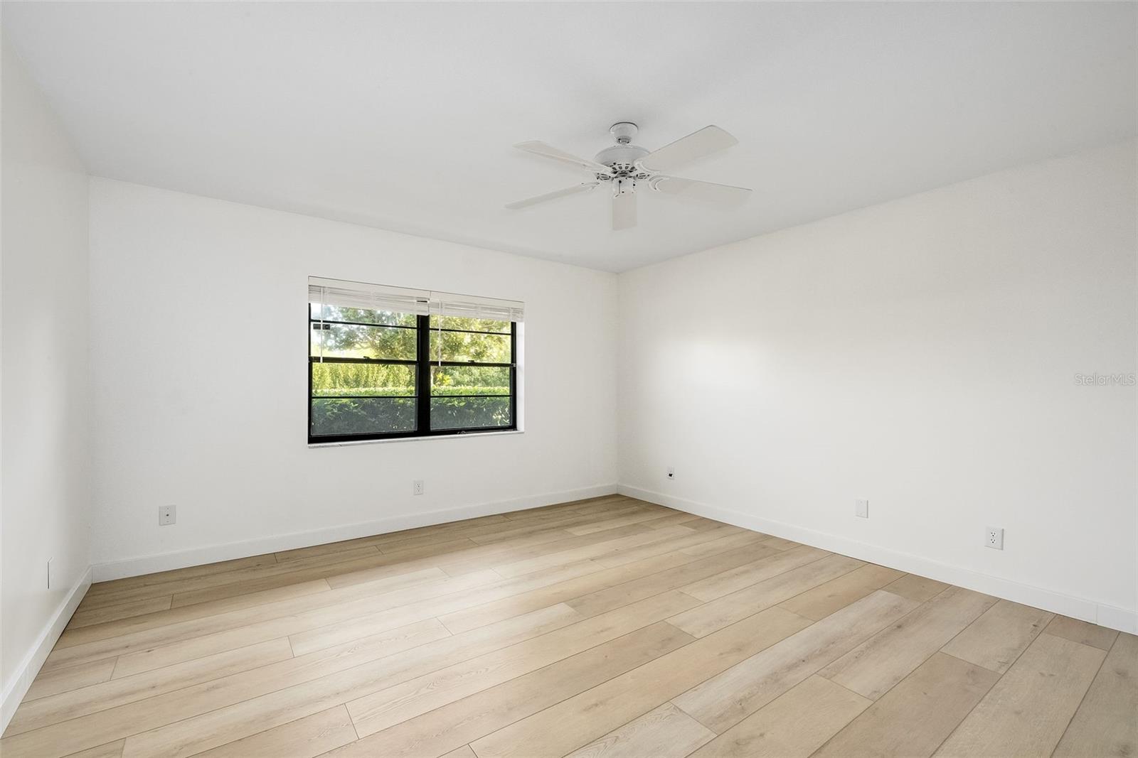 Image 43 of 47 For 5 Cache Cay Drive