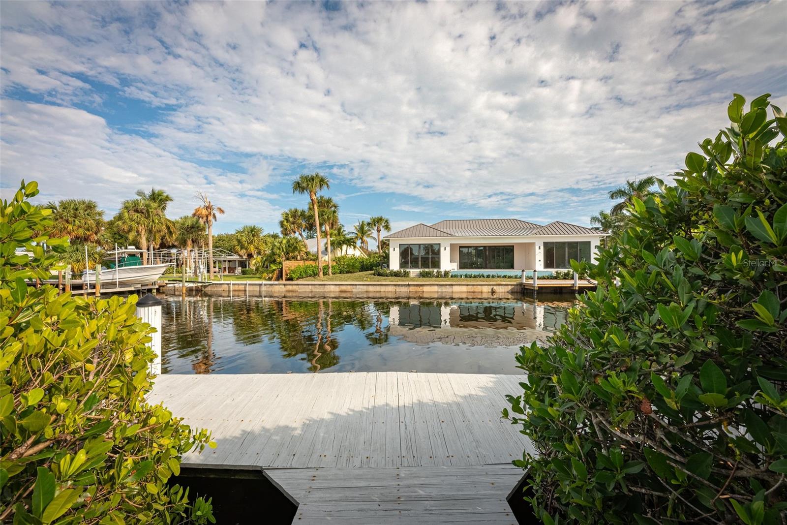 Image 8 of 47 For 5 Cache Cay Drive