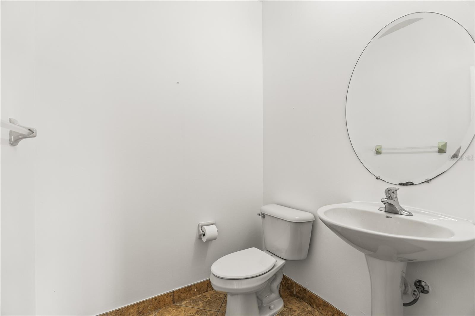 Image 16 of 70 For 2258 Balsan Way