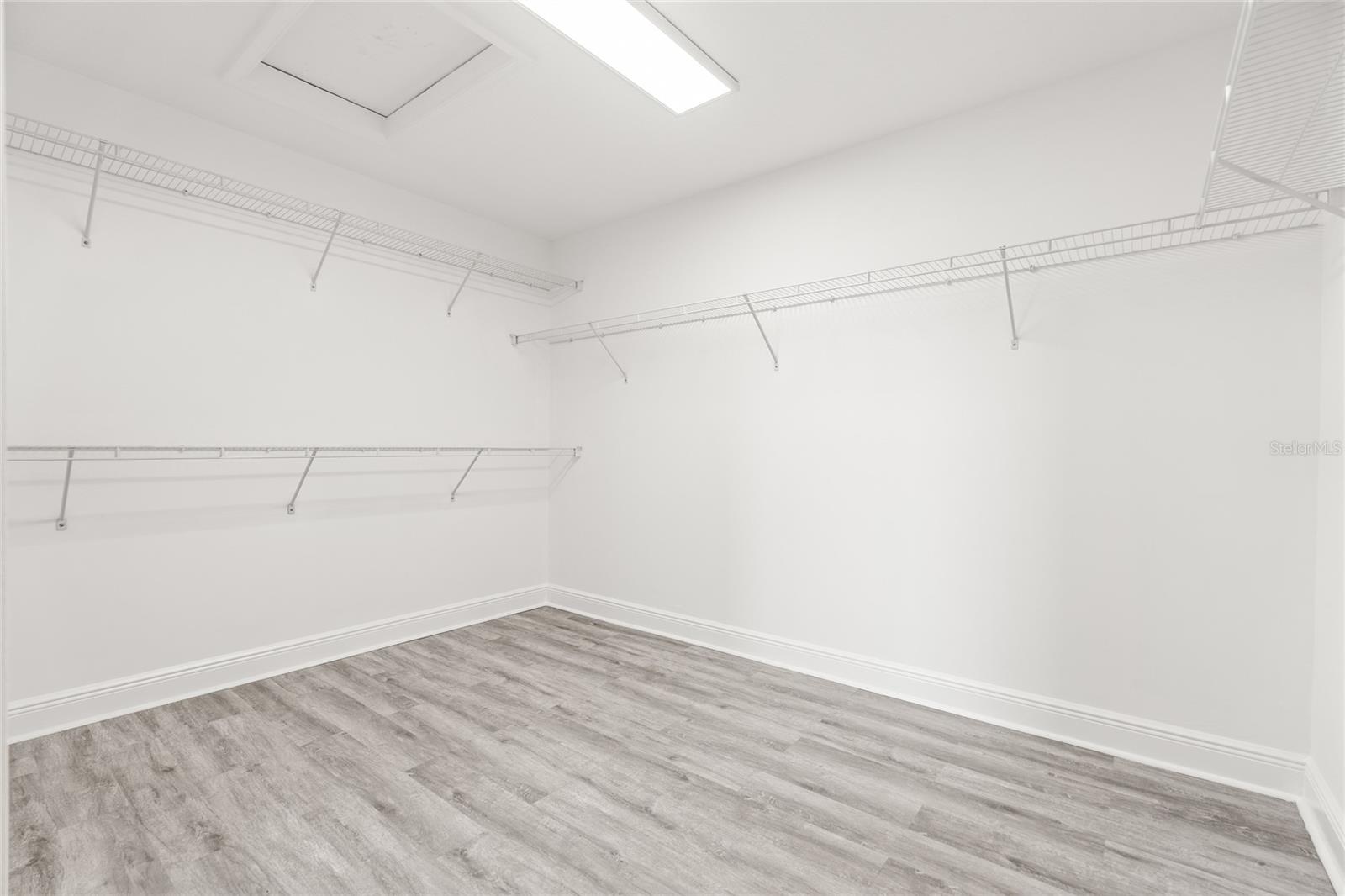 Image 21 of 70 For 2258 Balsan Way