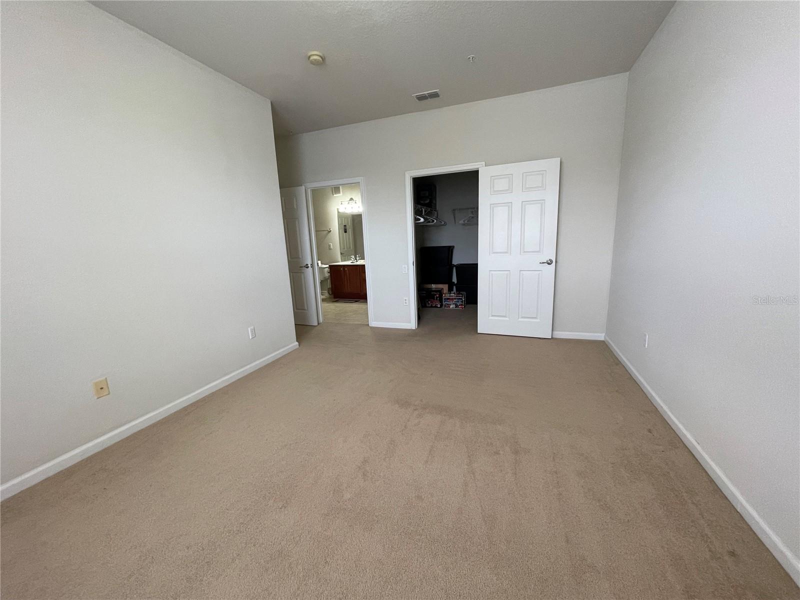 Image 15 of 24 For 3338 Robert Trent Jones Drive 30404