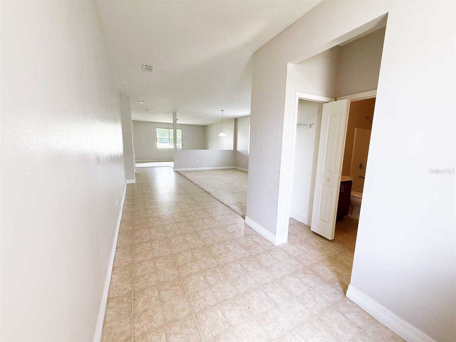 Image 6 of 45 For 1208 Sawgrass Pointe Drive