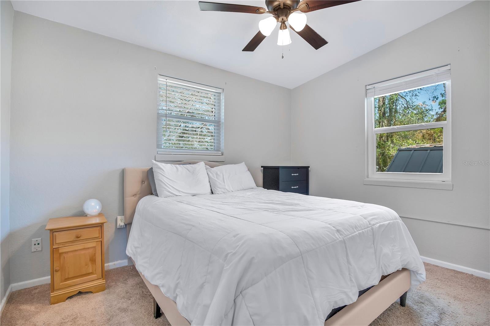 Image 11 of 32 For 5450 Rose Avenue