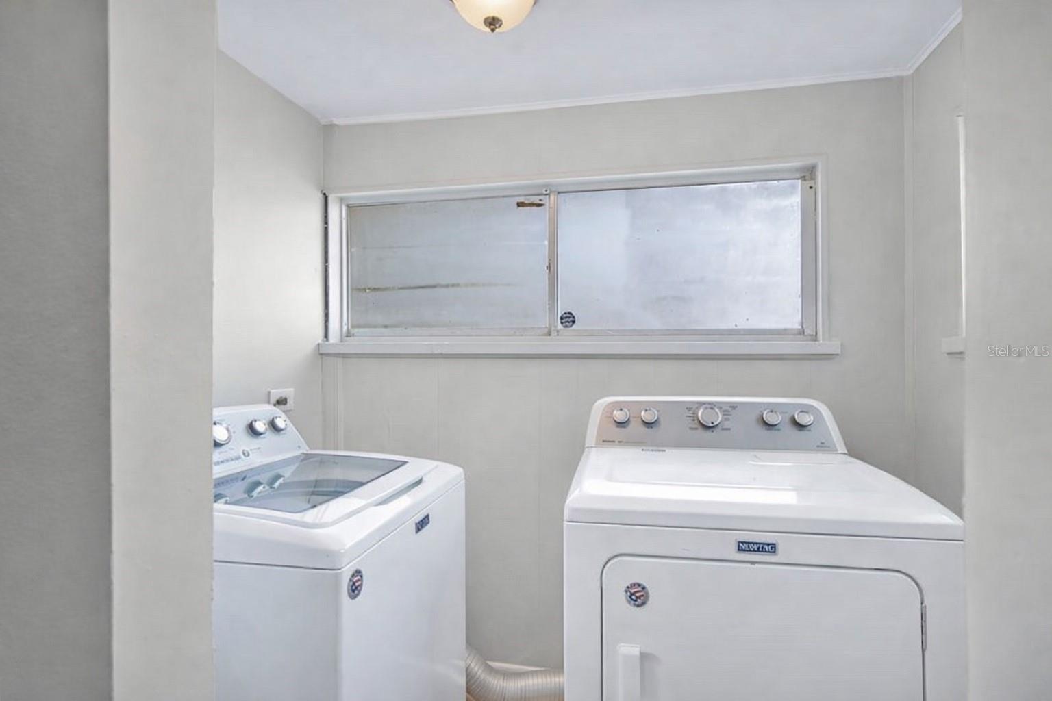 Image 16 of 32 For 5450 Rose Avenue