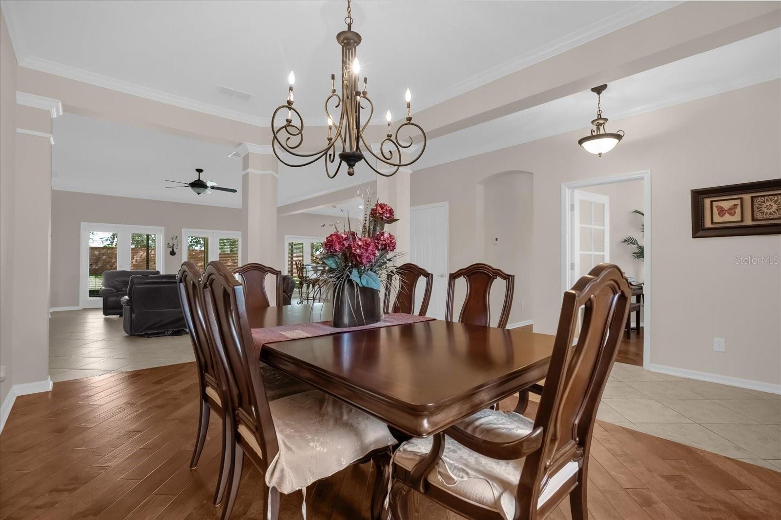 Image 10 of 33 For 2284 Pickford Circle