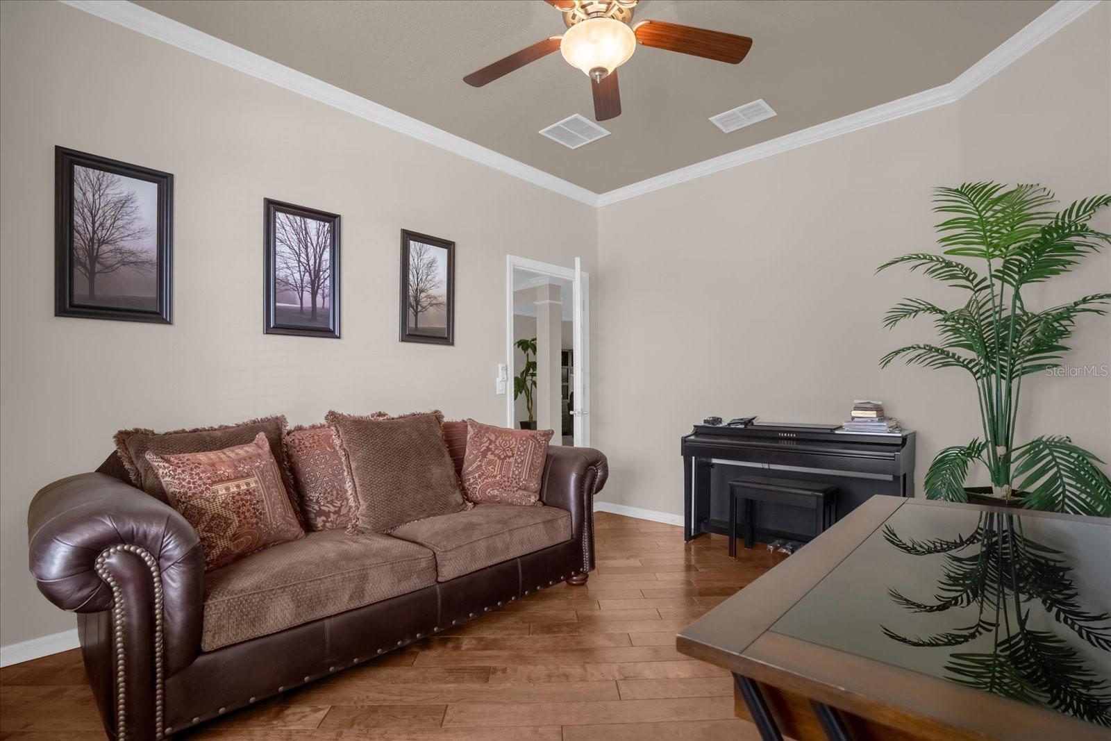 Image 11 of 33 For 2284 Pickford Circle