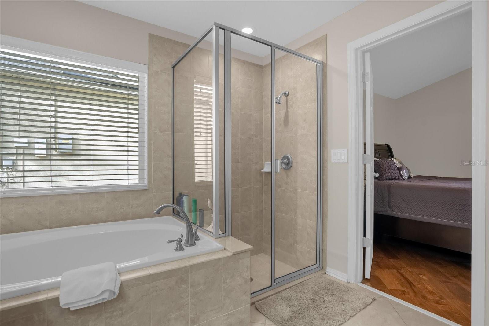 Image 29 of 33 For 2284 Pickford Circle