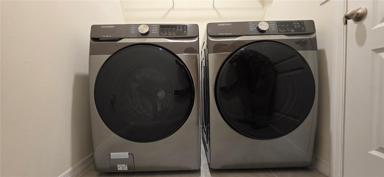 Image 22 of 23 For 3383 Hammond Point