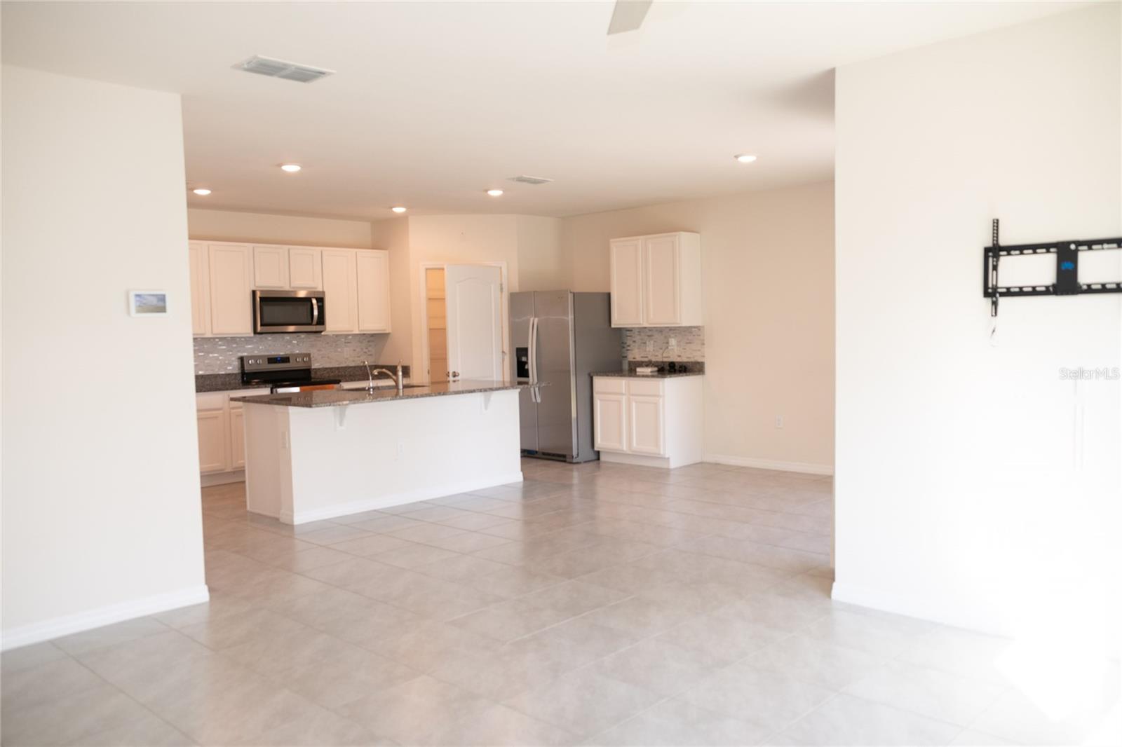 Image 7 of 23 For 3383 Hammond Point