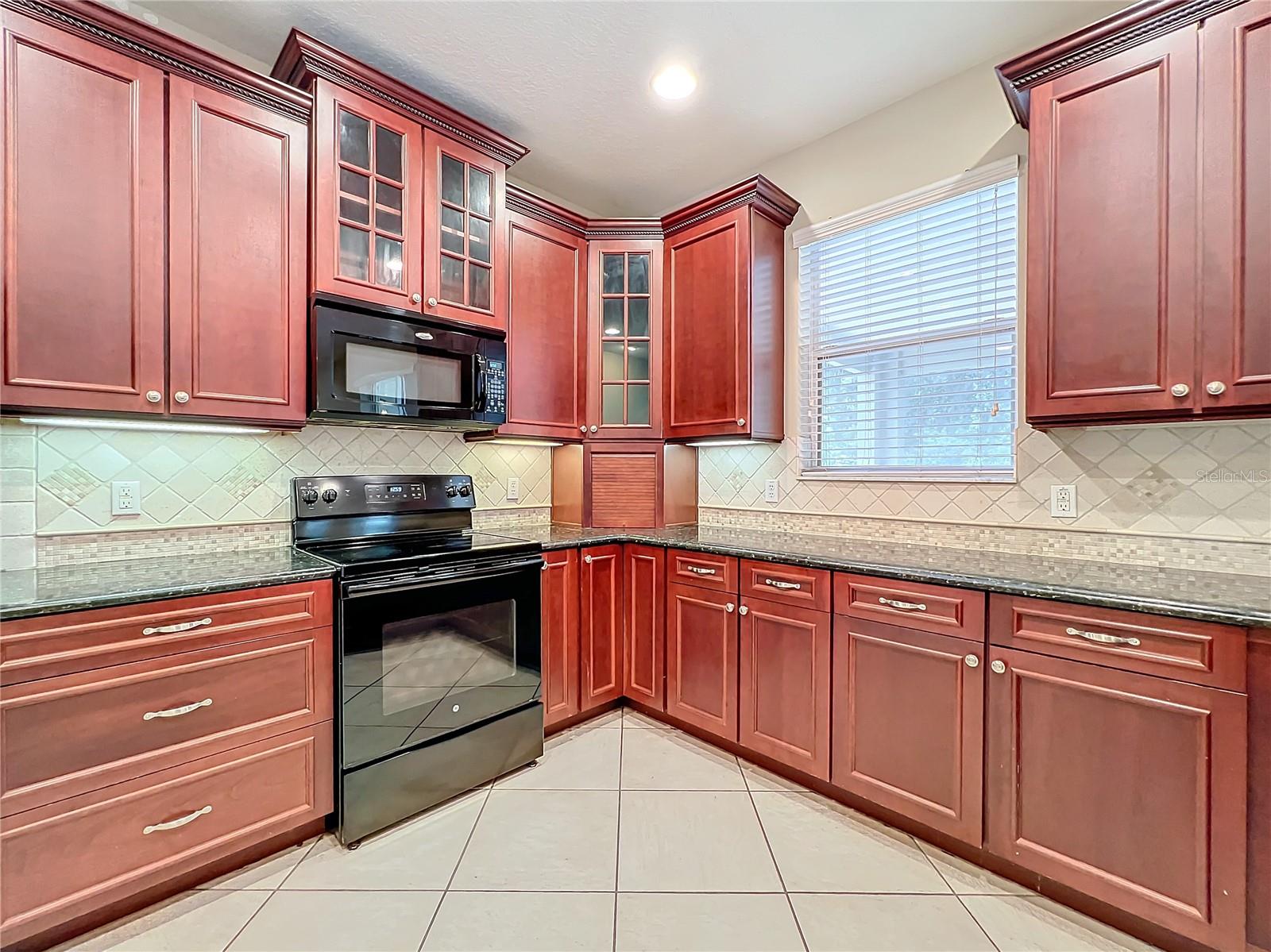 Image 32 of 94 For 3329 Lake Jean Drive