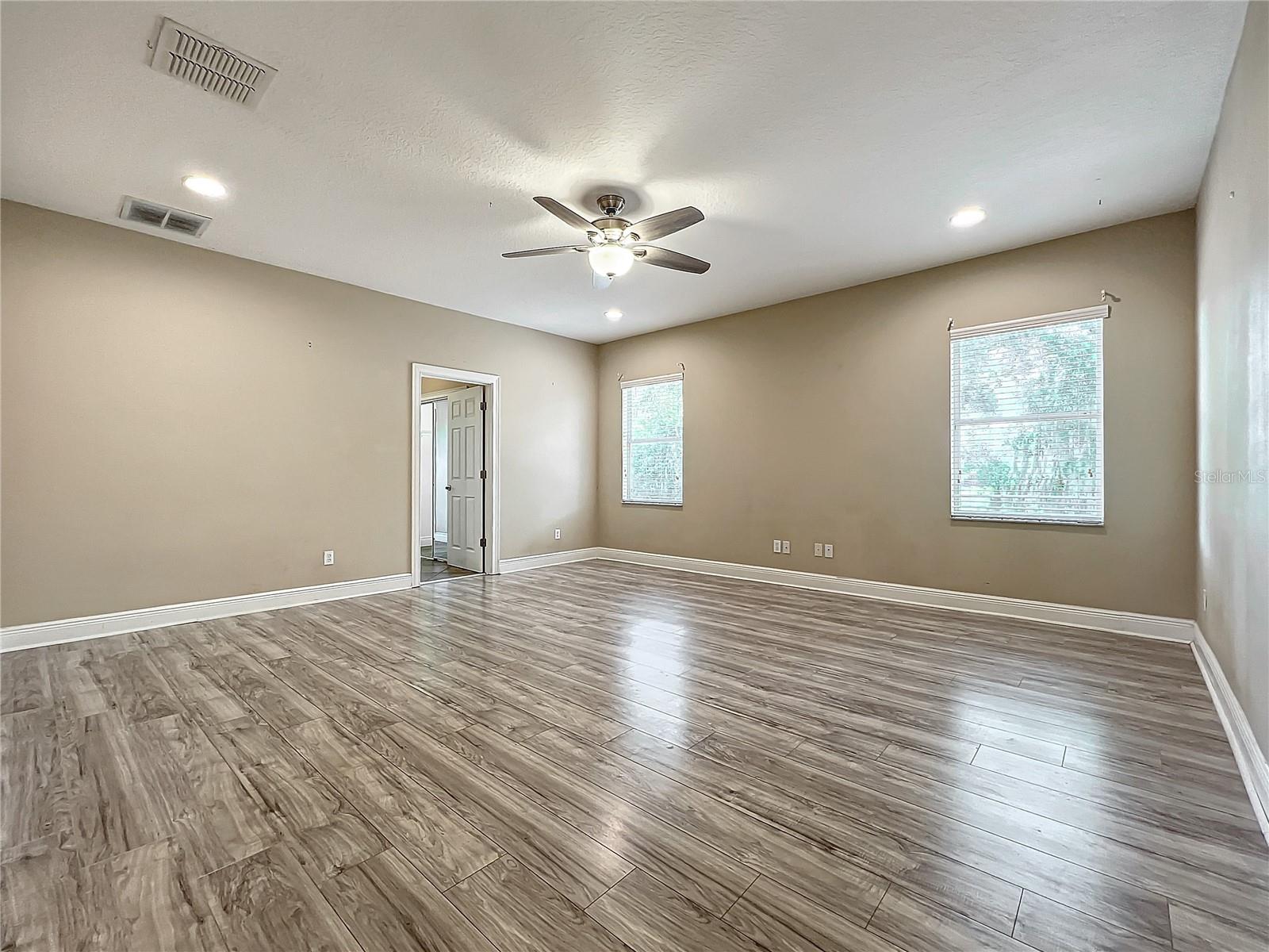 Image 46 of 94 For 3329 Lake Jean Drive