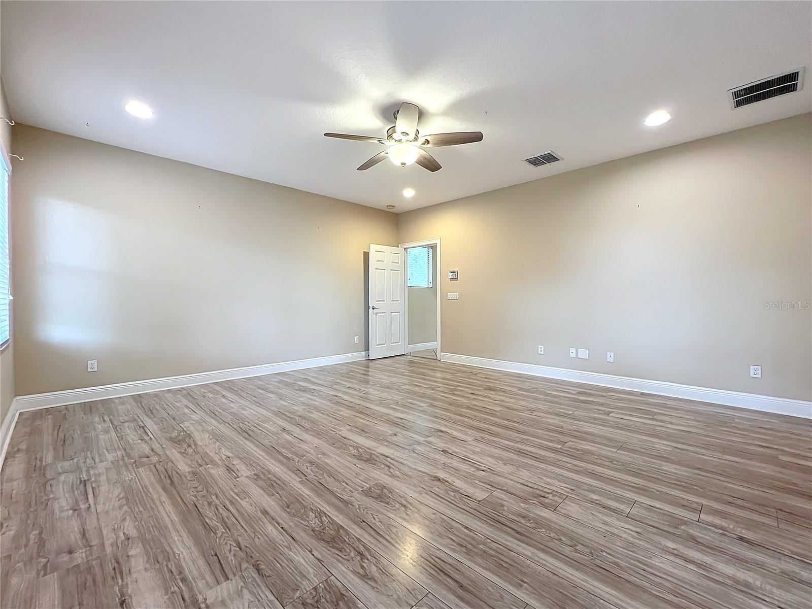 Image 47 of 94 For 3329 Lake Jean Drive