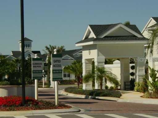 Image 3 of 49 For 1301 Eastern Pecan Place 203