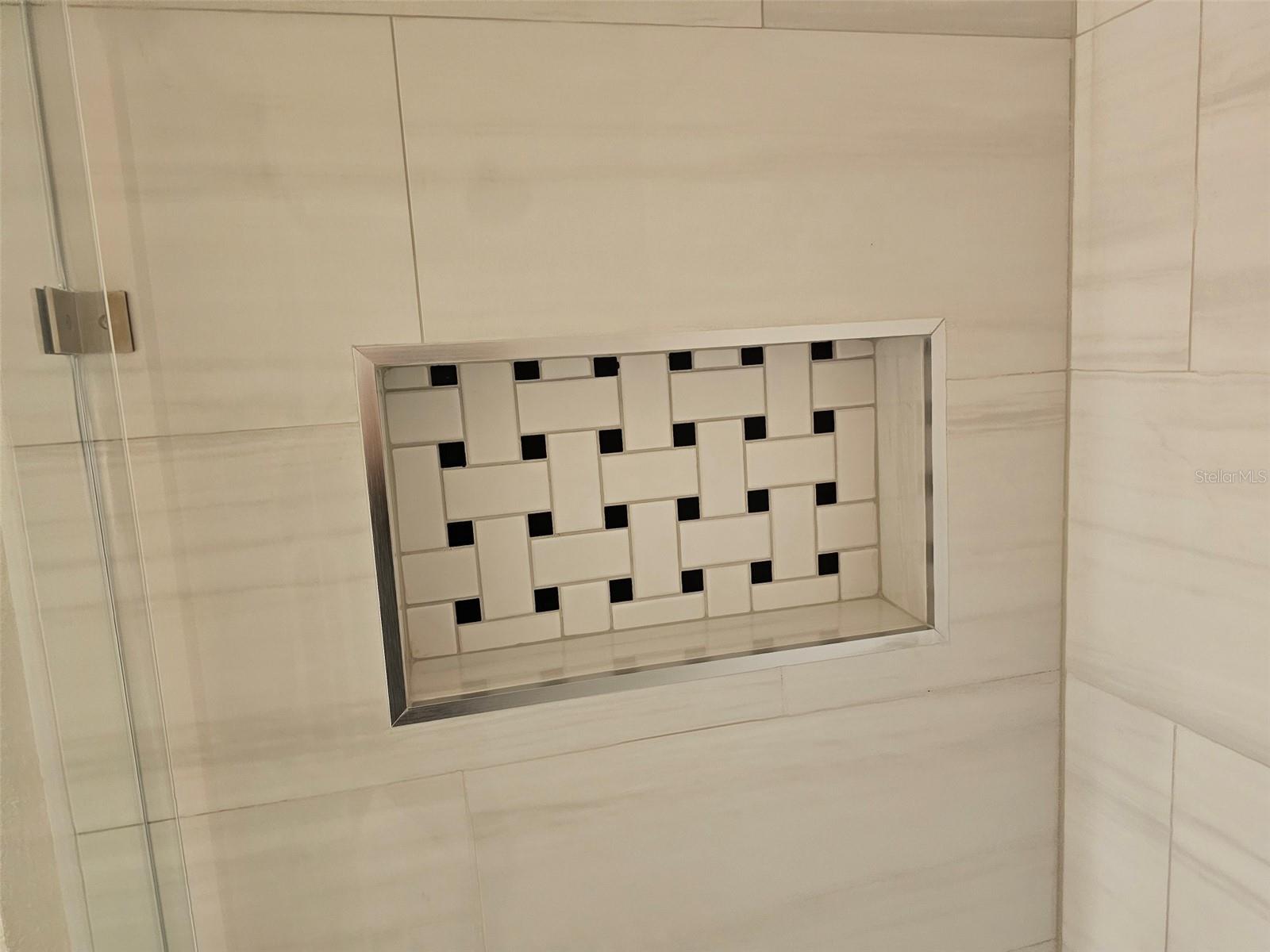 Image 31 of 49 For 1301 Eastern Pecan Place 203