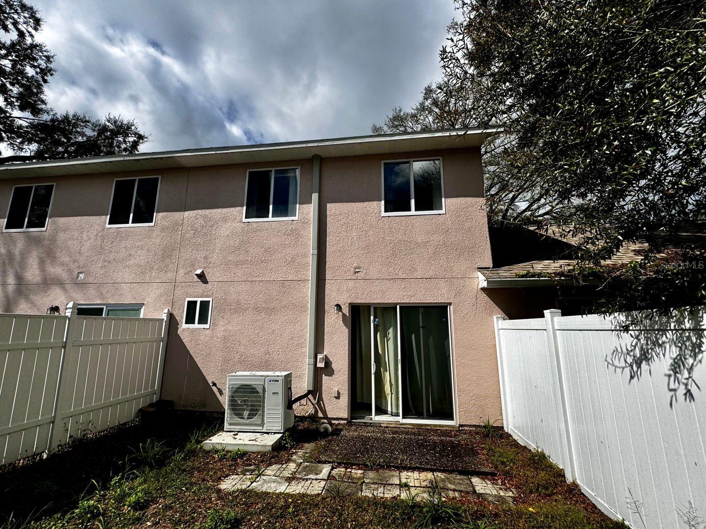 Image 9 of 17 For 6741 Magnolia Pointe Circle