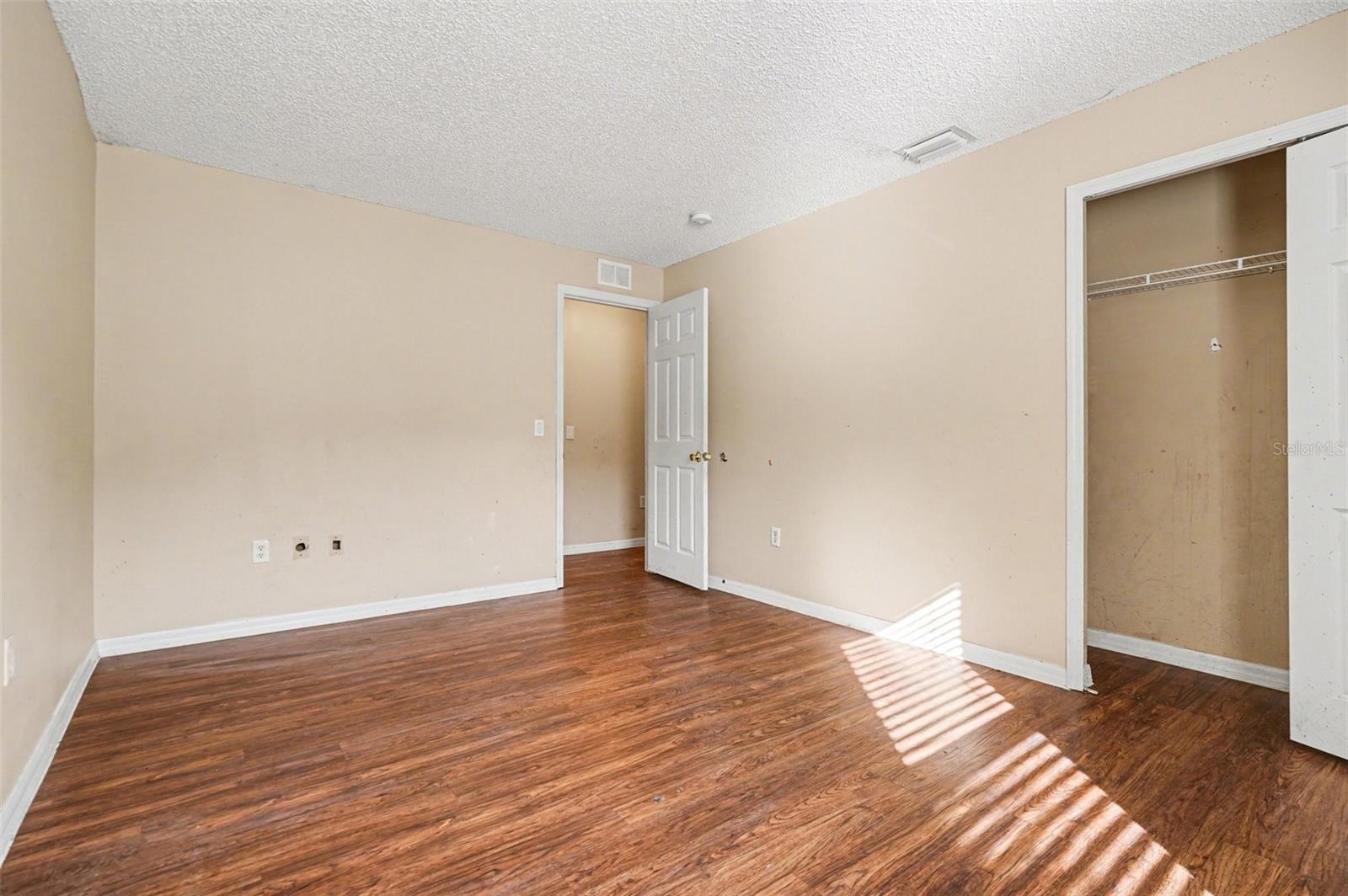 Image 21 of 25 For 489 Freeman Road Nw